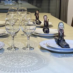 מחזיקי מפיות עם דמויות